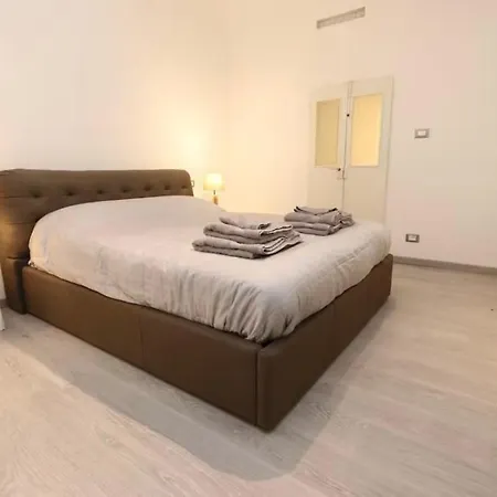 公寓 Lovely Old Town Apt With Free Private Parking Included! 热那亚