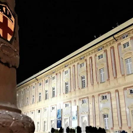 Andrea's Lovely - Free Private Parking Included! Appartement *
