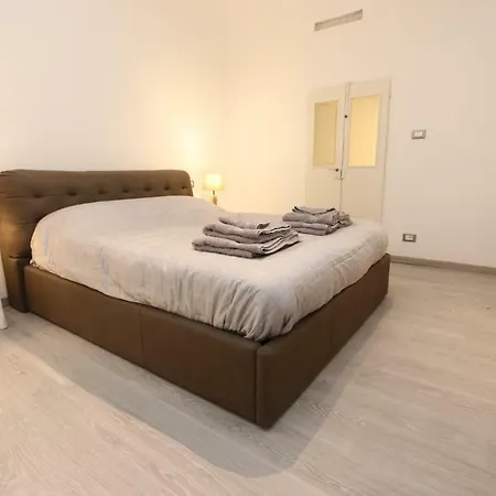 Lovely Old Town Apt With Free Private Parking Included! * Genova