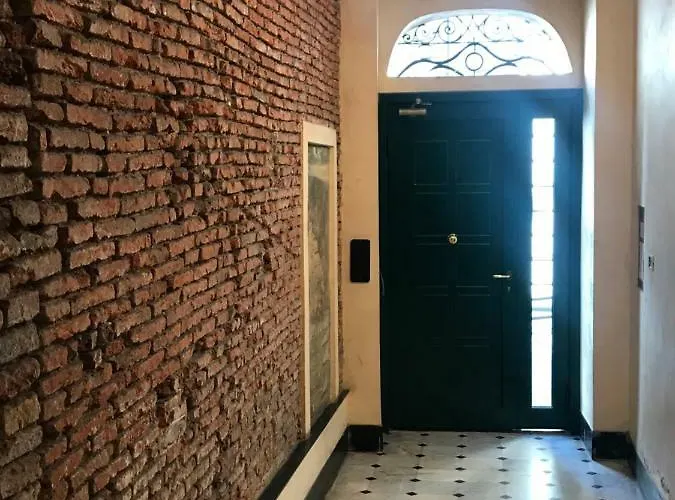 Andrea's Lovely - Free Private Parking Included! شقة جنوة