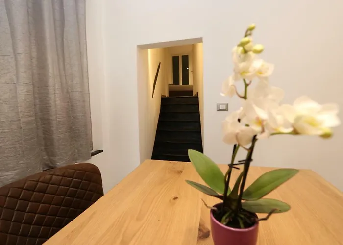 Andrea's Lovely - Free Private Parking Included! Gênes