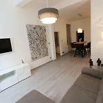 Andrea's Lovely - Free Private Parking Included! Apartmán Janov